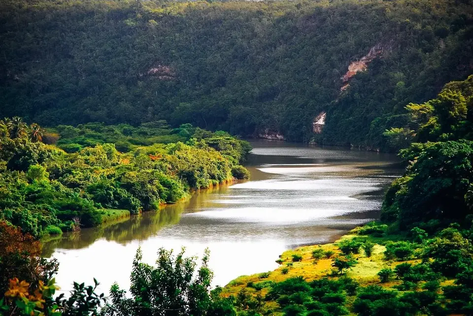 beautiful river gorge views